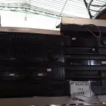 LOTE 498 - 02 APARELHOS DE SOM COM TOCA VINIL.  (NO ESTADO) ATENÇÃO! FAZER A VISITAÇÃO ANTES DE ARREMATAR, NÃO SABEMOS SE FUNCIONA. LEILÃO NÃO TEM GARANTIA E NEM DEVOLUÇÃO, SUJEITO A POSSÍVEIS AVARIAS VISÍVEIS/OCULTAS E/OU AUSÊNCIA DE COMPONENTES.
