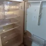 LOTE 407 - 01 GELADEIRA FROSS FREE ELECTROLUX 220VOLTS. (NO ESTADO) ATENÇÃO! FAZER A VISITAÇÃO ANTES DE ARREMATAR, NÃO SABEMOS SE FUNCIONA. LEILÃO NÃO TEM GARANTIA E NEM DEVOLUÇÃO, SUJEITO A POSSÍVEIS AVARIAS VISÍVEIS/OCULTAS E/OU AUSÊNCIA DE COMPONENTES.