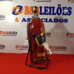 LOTE 057 - 01 WHISKY JOHNNIE WALKER BLACK LABEL 12 ANOS 4,5 LITROS (NO ESTADO EM QUE SE ENCONTRA) ATENÇÃO! FAZER A VISITAÇÃO ANTES DE ARREMATAR, NÃO SABEMOS SE FUNCIONA. LEILÃO NÃO TEM GARANTIA E NEM DEVOLUÇÃO, SUJEITO A POSSÍVEIS AVARIAS VISÍVEIS/OCULTAS E/OU AUSÊNCIA DE COMPONENTES.  