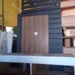 LOTE 530 -  01 LOTE COM PAINÉIS EM MADEIRA E BALCÃO EM MADEIRA. (NO ESTADO) ATENÇÃO! FAZER A VISITAÇÃO ANTES DE ARREMATAR, NÃO SABEMOS SE FUNCIONA. LEILÃO NÃO TEM GARANTIA E NEM DEVOLUÇÃO, SUJEITO A POSSÍVEIS AVARIAS VISÍVEIS/OCULTAS E/OU AUSÊNCIA DE COMPONENTES.