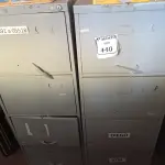 LOTE 440 - 02 ARQUIVOS DE AÇO COM 04 GAVETAS. (NO ESTADO) ATENÇÃO! FAZER A VISITAÇÃO ANTES DE ARREMATAR, NÃO SABEMOS SE FUNCIONA. LEILÃO NÃO TEM GARANTIA E NEM DEVOLUÇÃO, SUJEITO A POSSÍVEIS AVARIAS VISÍVEIS/OCULTAS E/OU AUSÊNCIA DE COMPONENTES.