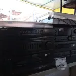 LOTE 498 - 02 APARELHOS DE SOM COM TOCA VINIL.  (NO ESTADO) ATENÇÃO! FAZER A VISITAÇÃO ANTES DE ARREMATAR, NÃO SABEMOS SE FUNCIONA. LEILÃO NÃO TEM GARANTIA E NEM DEVOLUÇÃO, SUJEITO A POSSÍVEIS AVARIAS VISÍVEIS/OCULTAS E/OU AUSÊNCIA DE COMPONENTES.