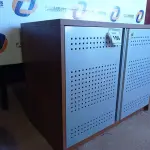 LOTE 166 - 01 ARMÁRIO EM MADEIRA 2 PORTAS (CABINET). (NO ESTADO EM QUE SE ENCONTRA. SUJEITO A AVARIAS OCULTAS/VISÍVEIS.)0000073