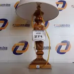 LOTE 271 - 01 ABAJUR COM CÚPULA (LAMP). (NO ESTADO EM QUE SE ENCONTRA. SUJEITO A AVARIAS OCULTAS/VISÍVEIS.) AV9392G
