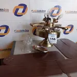 LOTE 158 - 01 VENTILADOR DE TETO COM PALETAS EM MADEIRA MARCA HUNTER) (1 WITH CEILING FANS). (NO ESTADO EM QUE SE ENCONTRA. SUJEITO A AVARIAS OCULTAS/VISÍVEIS.) 0000057
