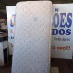 LOTE 282 - 01 COLCHÃO DE SOLTEIRO COM BASE (TWIN BED (MATTRESS+BOX). (NO ESTADO EM QUE SE ENCONTRA. SUJEITO A AVARIAS OCULTAS/VISÍVEIS.) AV9859M - BF8563W