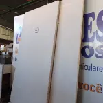 LOTE 293 - 02 BASES FINAS DE SOLTEIRO PARA COLCHÃO (BOX). (NO ESTADO EM QUE SE ENCONTRA. SUJEITO A AVARIAS OCULTAS/VISÍVEIS.) SEM TAG