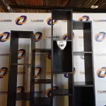 LOTE 198 - 01 RACK EM MADEIRA PARA ARMAZENAMENTO (WALL MOUNTED STORAGE RACK). (NO ESTADO EM QUE SE ENCONTRA. SUJEITO A AVARIAS OCULTAS/VISÍVEIS.)0000049