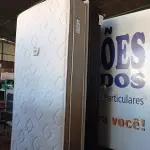 LOTE 120 - 01 COLCHÃO DE SOLTEIRO COM BASE (TWIN BED (MATTRESS+BOX). (NO ESTADO EM QUE SE ENCONTRA. SUJEITO A AVARIAS OCULTAS/VISÍVEIS) BF8596V AV9957J