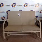LOTE 108 - 01 CADEIRA DE BALANÇO DOIS LUGARES PARA PISCINA (SOFA GARDEN).  (NO ESTADO EM QUE SE ENCONTRA. SUJEITO A AVARIAS OCULTAS/VISÍVEIS.) BF8568D
