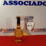 LOTE 073 - 01 GARRAFA DE LICOR 43 700ML. (NO ESTADO EM QUE SE ENCONTRA) ATENÇÃO! FAZER A VISITAÇÃO ANTES DE ARREMATAR, NÃO SABEMOS SE FUNCIONA. LEILÃO NÃO TEM GARANTIA E NEM DEVOLUÇÃO, SUJEITO A POSSÍVEIS AVARIAS VISÍVEIS/OCULTAS E/OU AUSÊNCIA DE COMPONENTES.  