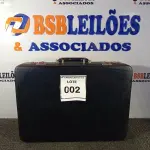 LOTE 002 - 01 MALETA PASTA EXECUTIVA C/SENHA. (BRIEFCASE) (NO ESTADO EM QUE SE ENCONTRA. SUJEITO A AVARIASOCULTAS/VISÍVEIS.)0000085