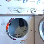 LOTE 045 - 01 SECADORA DE ROUPAS 10KG MARCA BRASTEMP 220V (DRYER). (NO ESTADO EM QUE SE ENCONTRA. SUJEITO A AVARIAS OCULTAS/VISÍVEIS.) BF8681U