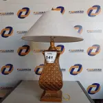 LOTE 141 - 01 ABAJUR COM CÚPULA E 01 ABAJUR COM AVARIAS (LAMP). (NO ESTADO EM QUE SE ENCONTRA. SUJEITO A AVARIAS OCULTAS/VISÍVEIS.) BF8645T, AV9508A