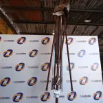 LOTE 059 - 01 ARMAÇÃO DE OMBRELONE SEM O TOLDO COM BASE DE CONCRETO (UMBRELLA).  (NO ESTADO EM QUE SE ENCONTRA. SUJEITO A AVARIAS OCULTAS/VISÍVEIS.) BH1525J