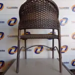 LOTE 099 - 01 CADEIRA EM FIBRA SINTÉTICA. (CHAIR, GARDEN). (NO ESTADO EM QUE SE ENCONTRA. SUJEITO A AVARIAS OCULTAS/VISÍVEIS.) AV9404S.