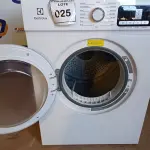 LOTE 025 - 01 SECADORA DE ROUPAS 11KG 220V MARCA ELECTROLUX.  (NO ESTADO EM QUE SE ENCONTRA. SUJEITO A AVARIAS OCULTAS/VISÍVEIS.) BF8675D