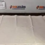 LOTE 077 - 01 CAMINHO DE MESA EM LINHO NA COR BRANCA. (NO ESTADO EM QUE SE ENCONTRA) ATENÇÃO! FAZER A VISITAÇÃO ANTES DE ARREMATAR, NÃO SABEMOS SE FUNCIONA. LEILÃO NÃO TEM GARANTIA E NEM DEVOLUÇÃO, SUJEITO A POSSÍVEIS AVARIAS VISÍVEIS/OCULTAS E/OU AUSÊNCIA DE COMPONENTES.