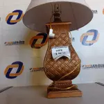 LOTE 192 - 01 ABAJUR COM CÚPULA. (LAMP). (NO ESTADO EM QUE SE ENCONTRA. SUJEITO A AVARIAS OCULTAS/VISÍVEIS.) BF8587G