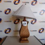 LOTE 236 - 01 ABAJUR COM CÚPULA (LAMP). (NO ESTADO EM QUE SE ENCONTRA. SUJEITO A AVARIAS OCULTAS/VISÍVEIS.) BF8693P
