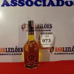 LOTE 073 - 01 GARRAFA DE LICOR 43 700ML. (NO ESTADO EM QUE SE ENCONTRA) ATENÇÃO! FAZER A VISITAÇÃO ANTES DE ARREMATAR, NÃO SABEMOS SE FUNCIONA. LEILÃO NÃO TEM GARANTIA E NEM DEVOLUÇÃO, SUJEITO A POSSÍVEIS AVARIAS VISÍVEIS/OCULTAS E/OU AUSÊNCIA DE COMPONENTES.  