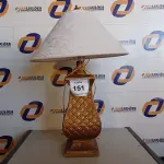 LOTE 151 - 01 ABAJUR COM CÚPULA (LAMP). (NO ESTADO EM QUE SE ENCONTRA. SUJEITO A AVARIAS OCULTAS/VISÍVEIS.) AV9794E