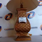LOTE 231 - 01 ABAJUR COM CÚPULA (LAMP). (NO ESTADO EM QUE SE ENCONTRA. SUJEITO A AVARIAS OCULTAS/VISÍVEIS.) (NO ESTADO EM QUE SE ENCONTRA. SUJEITO A AVARIAS OCULTAS/VISÍVEIS.) AV9794A