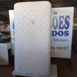 LOTE 286 - 01 COLCHÃO DE SOLTEIRO COM BASE (TWIN BED (MATTRESS+BOX). (NO ESTADO EM QUE SE ENCONTRA. SUJEITO A AVARIAS OCULTAS/VISÍVEIS.) BF8533N - AV9995U