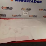 LOTE 079 - 01 LENÇOL COM 03 FRONHAS BORDADO PERCAL NA COR ROSA. (NO ESTADO EM QUE SE ENCONTRA) ATENÇÃO! FAZER A VISITAÇÃO ANTES DE ARREMATAR, NÃO SABEMOS SE FUNCIONA. LEILÃO NÃO TEM GARANTIA E NEM DEVOLUÇÃO, SUJEITO A POSSÍVEIS AVARIAS VISÍVEIS/OCULTAS E/OU AUSÊNCIA DE COMPONENTES.  