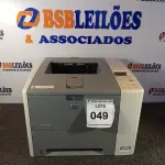 LOTE 049 - 01 IMPRESSORA COLOR JET 3005X MARCA HP (PRINTER). (NO ESTADO EM QUE SE ENCONTRA. SUJEITO A AVARIAS OCULTAS/VISÍVEIS.) JPJFC06018