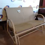 LOTE 106 - 01 CADEIRA DE BALANÇO DE DOIS LUGARES PARA PISCINA (SOFA GARDEN). (NO ESTADO EM QUE SE ENCONTRA. SUJEITO A AVARIAS OCULTAS/VISÍVEIS.) BF8684U