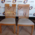 LOTE 136 - 02 CADEIRAS PÉS EM MADEIRA (CHAIR).  (NO ESTADO EM QUE SE ENCONTRA. SUJEITO A AVARIAS OCULTAS/VISÍVEIS.) BF8524L, BF8524S