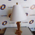 LOTE 101 - 01 ABAJUR COM CÚPULA LAMP. (NO ESTADO EM QUE SE ENCONTRA. SUJEITO A AVARIAS OCULTAS/VISÍVEIS.) BF8560W