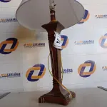 LOTE 291 - 01 ABAJUR COM CÚPULA (LAMP). (NO ESTADO EM QUE SE ENCONTRA. SUJEITO A AVARIAS OCULTAS/VISÍVEIS.) BF8566L