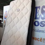LOTE 247 - 01 COLCHÃO DE SOLTEIRO (TWIN MATTRESS). (NO ESTADO EM QUE SE ENCONTRA. SUJEITO A AVARIAS OCULTAS/VISÍVEIS.) BJ7389N