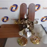 LOTE 157 - 01 VENTILADOR DE TETO COM PALETAS EM MADEIRA MARCA HUNTER (1 WITH CEILING FANS). (NO ESTADO EM QUE SE ENCONTRA. SUJEITO A AVARIAS OCULTAS/VISÍVEIS.) 0000057