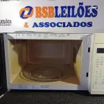 LOTE 078 - 01 MICRO-ONDAS COM PRATO WHIRLPOOL 115V. (NO ESTADO EM QUE SE ENCONTRA. SUJEITO A AVARIAS OCULTAS/VISÍVEIS.) BF8646P