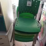 LOTE 215 - 06 CADEIRAS COM BASE DE FERRO E ACENTO E ENCOSTO EM PLÁSTICO. (NO ESTADO) ATENÇÃO! FAZER A VISITAÇÃO ANTES DE ARREMATAR, NÃO SABEMOS SE FUNCIONA. LEILÃO NÃO TEM GARANTIA E NEM DEVOLUÇÃO, SUJEITO A POSSÍVEIS AVARIAS VISÍVEIS/OCULTAS E/OU AUSÊNCIA DE COMPONENTES.