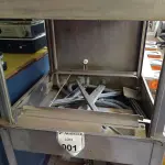 LOTE 001 - 01 LAVA-LOUÇAS INDUSTRIAL EM INOX INCOMPLETA, MODELO AMT2 MARCA HOBAT. (NO ESTADO) ATENÇÃO! FAZER A VISITAÇÃO ANTES DE ARREMATAR, NÃO SABEMOS SE FUNCIONA. LEILÃO NÃO TEM GARANTIA E NEM DEVOLUÇÃO, SUJEITO A POSSÍVEIS AVARIAS VISÍVEIS/OCULTAS E/OU AUSÊNCIA DE COMPONENTES.