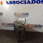 LOTE 032 - 01 RADIO ANTIGO MARCA PHILIPS RL301. (NO ESTADO) ATENÇÃO! FAZER A VISITAÇÃO ANTES DE ARREMATAR, NÃO SABEMOS SE FUNCIONA. LEILÃO NÃO TEM GARANTIA E NEM DEVOLUÇÃO, SUJEITO A POSSÍVEIS AVARIAS VISÍVEIS/OCULTAS E/OU AUSÊNCIA DE COMPONENTES.