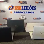 LOTE 003 - 04 NOTEBOOKS PARA RETIRADA DE PEÇAS, MARCA E MODELO DIVERSOS. (NO ESTADO) ATENÇÃO! FAZER A VISITAÇÃO ANTES DE ARREMATAR, NÃO SABEMOS SE FUNCIONA. LEILÃO NÃO TEM GARANTIA E NEM DEVOLUÇÃO, SUJEITO A POSSÍVEIS AVARIAS VISÍVEIS/OCULTAS E/OU AUSÊNCIA DE COMPONENTES.