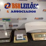 LOTE 125 - 03 BALANÇAS DIGITAIS, SENDO 01 PARA PESAR BEBÊS DE MARCAS E MODELOS DIVERSOS. (NO ESTADO) ATENÇÃO! FAZER A VISITAÇÃO ANTES DE ARREMATAR, NÃO SABEMOS SE FUNCIONA. LEILÃO NÃO TEM GARANTIA E NEM DEVOLUÇÃO, SUJEITO A POSSÍVEIS AVARIAS VISÍVEIS/OCULTAS E/OU AUSÊNCIA DE COMPONENTES.