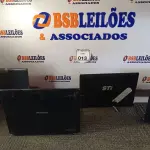 LOTE 013 - 04 NOTEBOOKS PARA RETIRADAS DE PEÇAS, MARCAS E MODELOS DIVERSOS. (NO ESTADO) ATENÇÃO! FAZER A VISITAÇÃO ANTES DE ARREMATAR, NÃO SABEMOS SE FUNCIONA. LEILÃO NÃO TEM GARANTIA E NEM DEVOLUÇÃO, SUJEITO A POSSÍVEIS AVARIAS VISÍVEIS/OCULTAS E/OU AUSÊNCIA DE COMPONENTES.