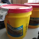 LOTE 198 - 02 BALDES DE SIKANOL ALVENARIA ADITIVO PLASTIFICANTE PARA ARGAMASSA DE ASSENTAMENTO E REBOCO, 18 LITROS CADA. (NO ESTADO) ATENÇÃO! FAZER A VISITAÇÃO ANTES DE ARREMATAR, NÃO SABEMOS SE FUNCIONA. LEILÃO NÃO TEM GARANTIA E NEM DEVOLUÇÃO, SUJEITO A POSSÍVEIS AVARIAS VISÍVEIS/OCULTAS E/OU AUSÊNCIA DE COMPONENTES.