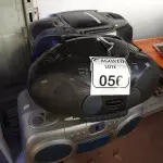 LOTE 056 - 04 RÁDIOS MARCAS E MODELOS DIVERSOS. (NO ESTADO) ATENÇÃO! FAZER A VISITAÇÃO ANTES DE ARREMATAR, NÃO SABEMOS SE FUNCIONA. LEILÃO NÃO TEM GARANTIA E NEM DEVOLUÇÃO, SUJEITO A POSSÍVEIS AVARIAS VISÍVEIS/OCULTAS E/OU AUSÊNCIA DE COMPONENTES.