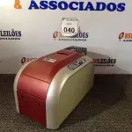 LOTE 040 - 01 IMPRESSORA DE CRACHÁ MODELO 2ITA CTC-BR SEM FONTE.  (NO ESTADO) ATENÇÃO! FAZER A VISITAÇÃO ANTES DE ARREMATAR, NÃO SABEMOS SE FUNCIONA. LEILÃO NÃO TEM GARANTIA E NEM DEVOLUÇÃO, SUJEITO A POSSÍVEIS AVARIAS VISÍVEIS/OCULTAS E/OU AUSÊNCIA DE COMPONENTES.