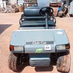 LOTE 325 - 01 CARRINHO DE GOLFE CLUB CAR TRANSPORTER 4. (NO ESTADO) (GOLF CART) (WITHOUT KEYS) (NO ESTADO EM QUE SE ENCONTRA. SUJEITO A AVARIAS OCULTAS/VISÍVEIS.) AV9495Y