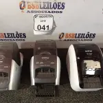 LOTE 041 - 03 IMPRESSORAS DE ETIQUETAS MARCA BROTHER DE MODELOS DIVERSOS 110V. (NO ESTADO) ATENÇÃO! FAZER A VISITAÇÃO ANTES DE ARREMATAR, NÃO SABEMOS SE FUNCIONA. LEILÃO NÃO TEM GARANTIA E NEM DEVOLUÇÃO, SUJEITO A POSSÍVEIS AVARIAS VISÍVEIS/OCULTAS E/OU AUSÊNCIA DE COMPONENTES.
