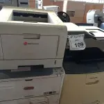 LOTE 109 - 05 IMPRESSORAS MARCAS E MODELOS DIVERSOS. (NO ESTADO) ATENÇÃO! FAZER A VISITAÇÃO ANTES DE ARREMATAR, NÃO SABEMOS SE FUNCIONA. LEILÃO NÃO TEM GARANTIA E NEM DEVOLUÇÃO, SUJEITO A POSSÍVEIS AVARIAS VISÍVEIS/OCULTAS E/OU AUSÊNCIA DE COMPONENTES.