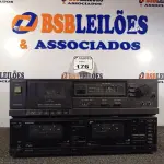 LOTE 176 - 02 TOCA FITAS SENDO 01 PHILIPHS COM DOIS TAPES E O OUTRO COM APENAS UM MARCA TECHNICS. (NO ESTADO) ATENÇÃO! FAZER A VISITAÇÃO ANTES DE ARREMATAR, NÃO SABEMOS SE FUNCIONA. LEILÃO NÃO TEM GARANTIA E NEM DEVOLUÇÃO, SUJEITO A POSSÍVEIS AVARIAS VISÍVEIS/OCULTAS E/OU AUSÊNCIA DE COMPONENTES.